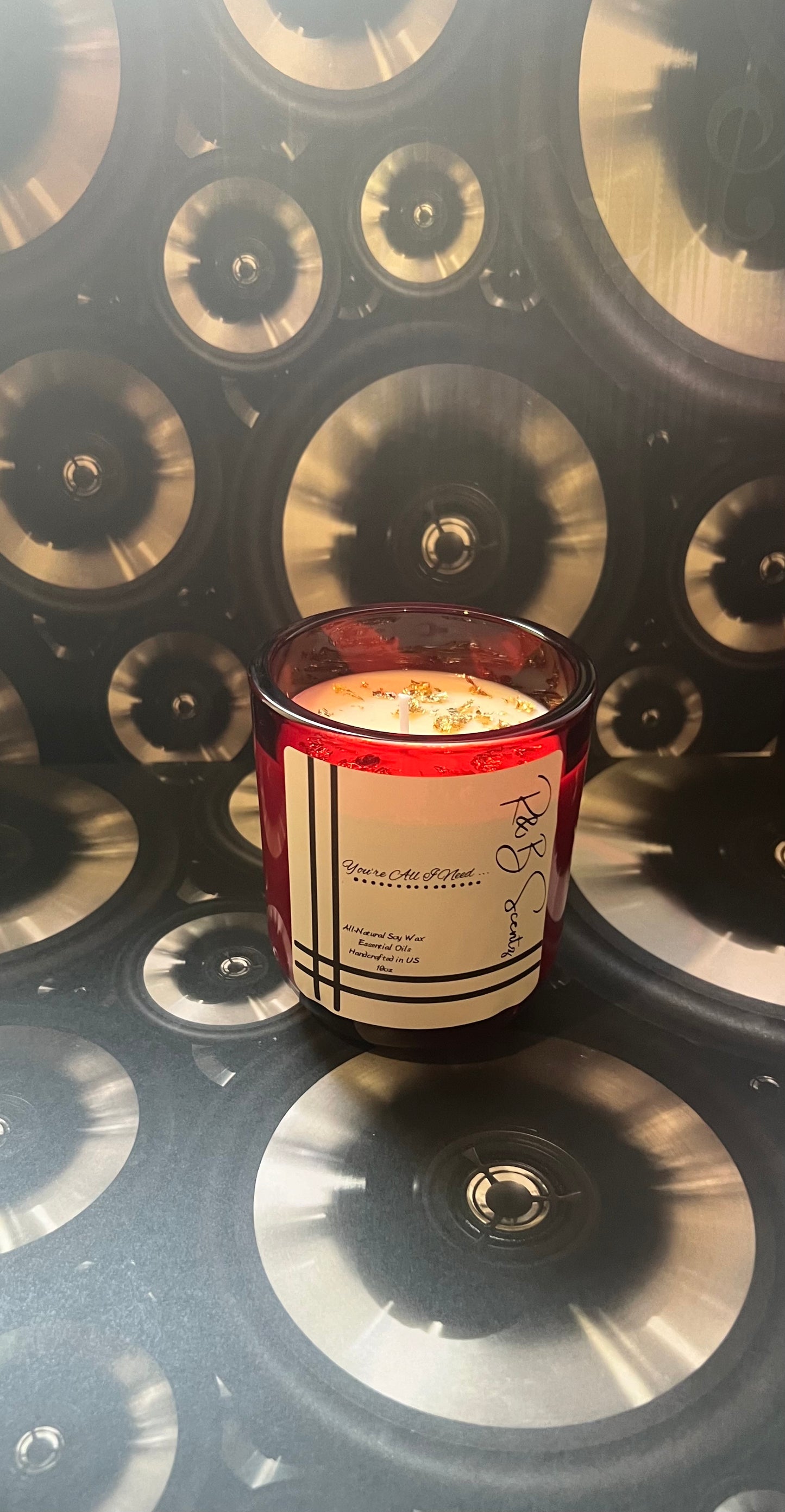 R&B Scentz Candle - 10 oz
